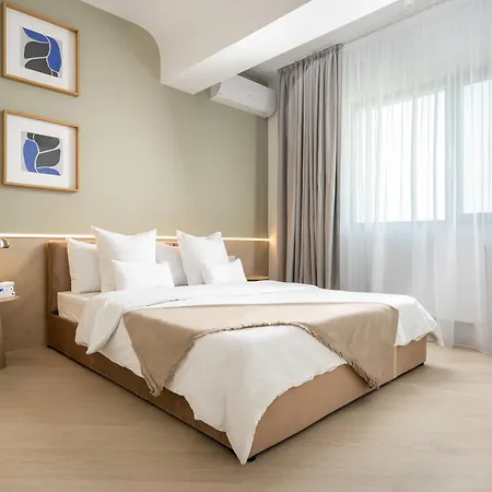 North By Urbanesq Cortina M