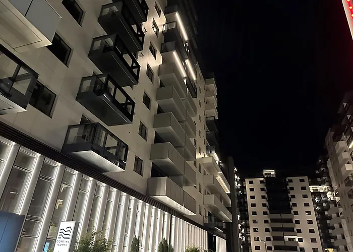 North By Urbanesq Cortina M *