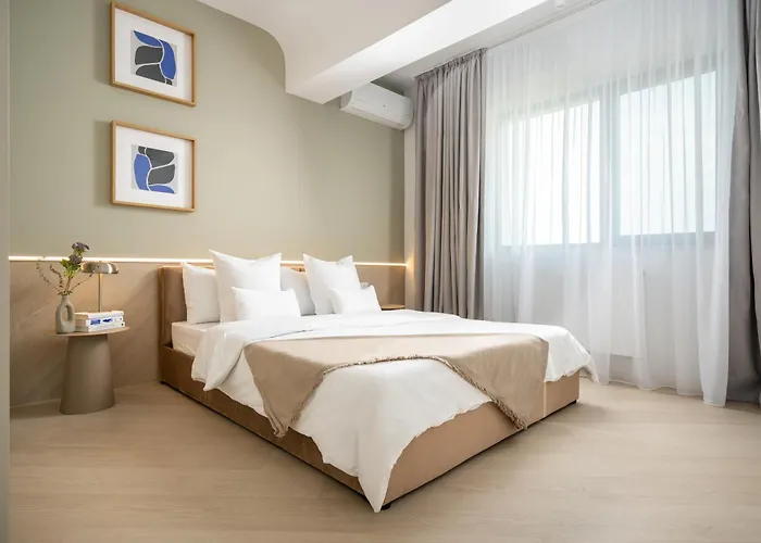 North By Urbanesq Cortina M